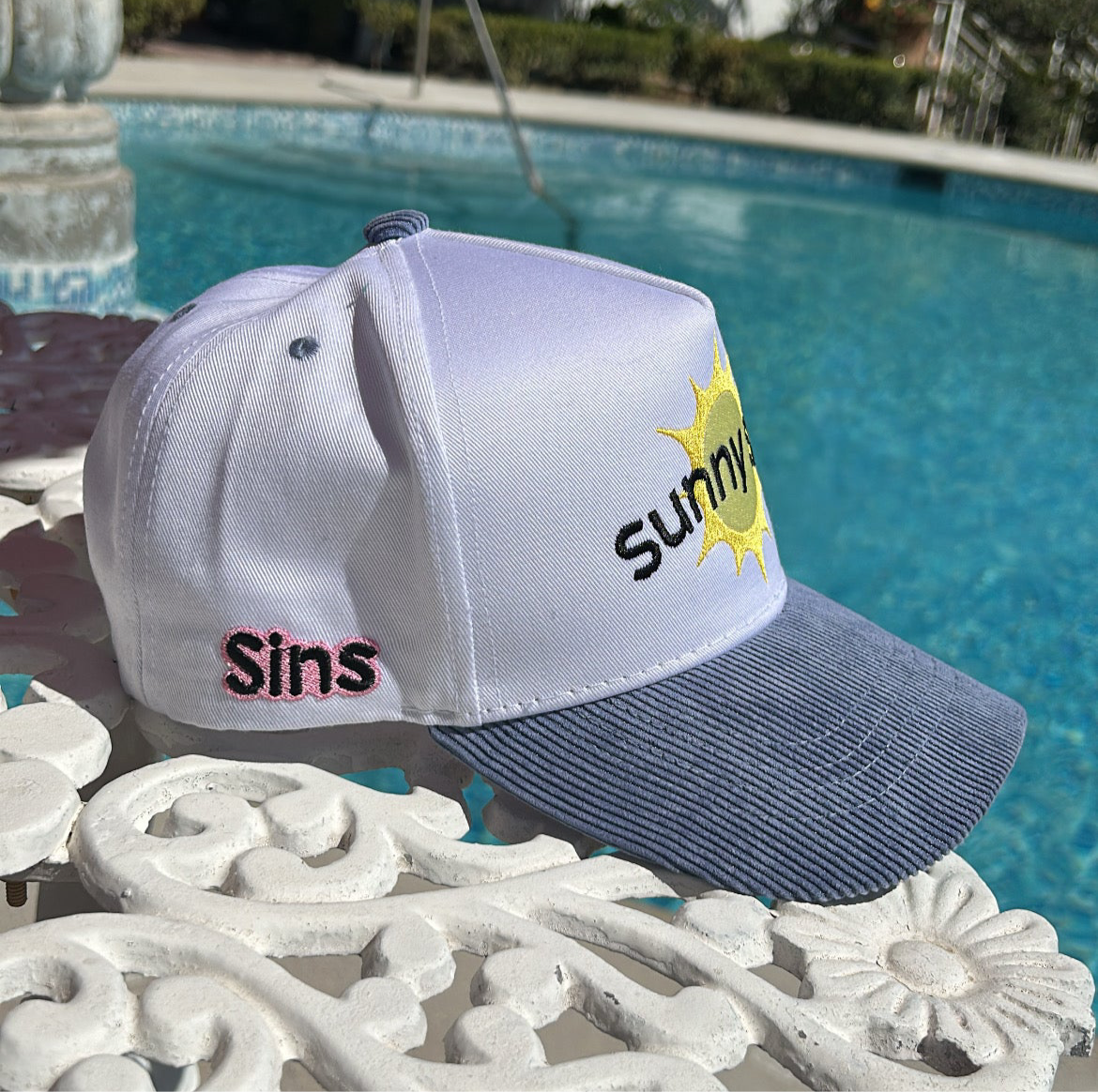 Gorra “Sunny Sins”